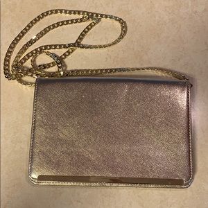 Gold clutch